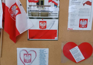 Gazetka ścienna z symbolami Polski