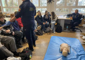 dzieci na warsztatach